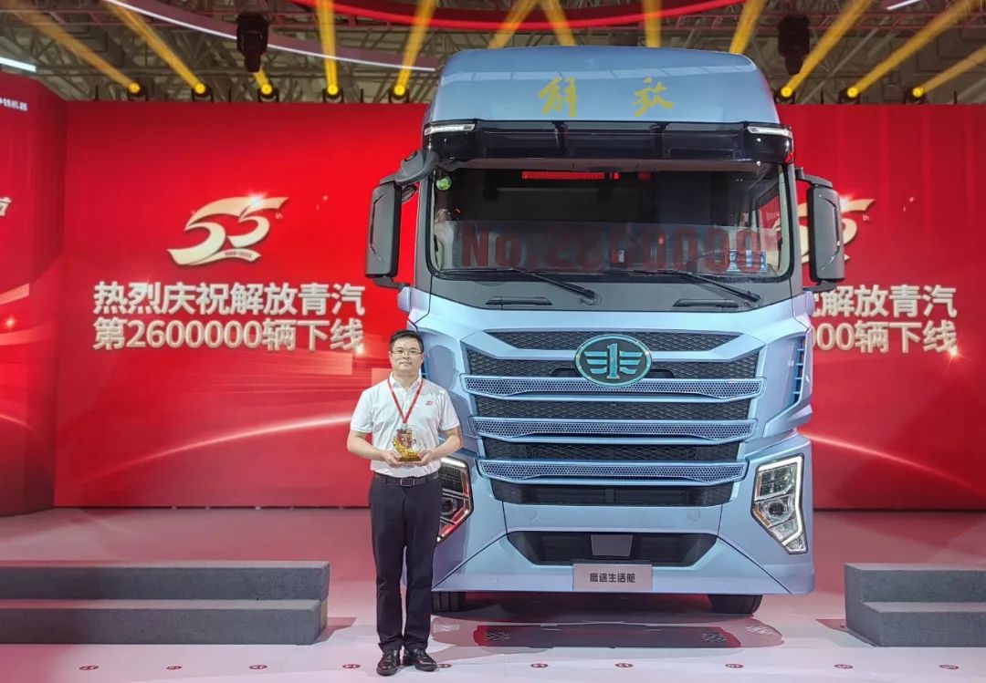 1693901715639778.jpg 640 (9).jpg